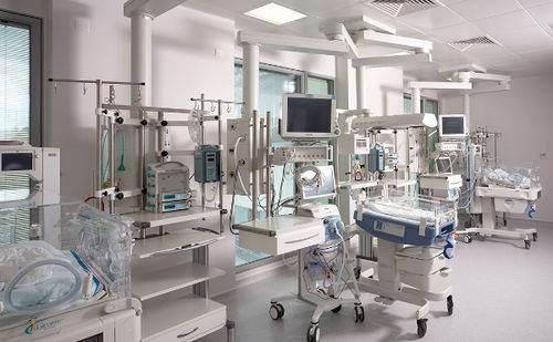 天井取付け医療ペンダント - Atlas® - Brandon Medical - 集中治療用 / 関節付き / モジュール式