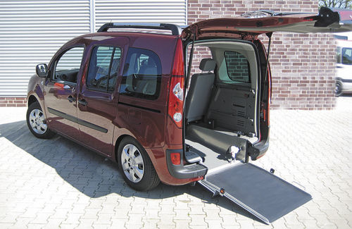 ワゴン車福祉車両 - Renault Kangoo - Dlouhy - 後口