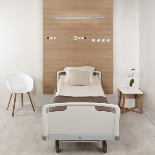 壁取り付け式べッドのヘッドユニット - GOODWOOD - TLV Healthcare - 集中治療室用 / 病室用 / 照明付き
