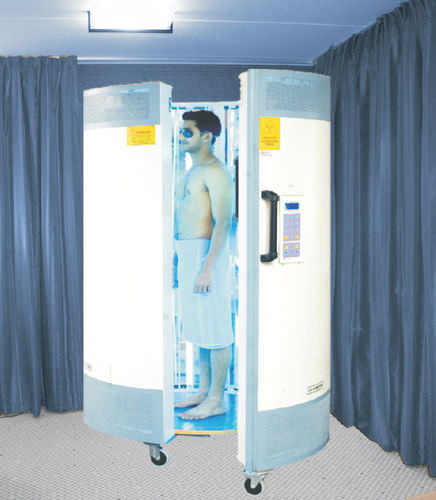 皮膚炎治療用光線療法ランプ - Surya Series - V-Care Medical Systems  - アトピー治療用 / キャビンタイプ / UV