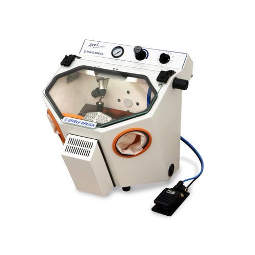 自動サンドブラスタ－ - ARES AUTOMATIQUE - EFFEGI BREGA SRL - 1タンク