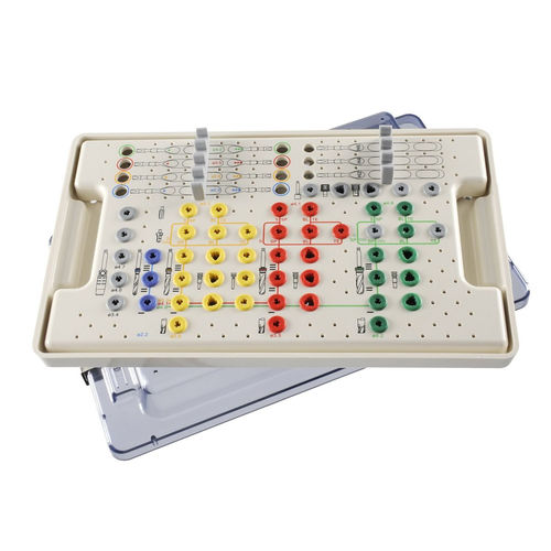 歯科インプラント器具一式 - 034.001 - Institut Straumann