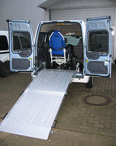 救急用病院用可動ユニット - Ford Tourneo - C. Miesen - ワゴン車タイプ / 4ストレッチャー / スロープ付