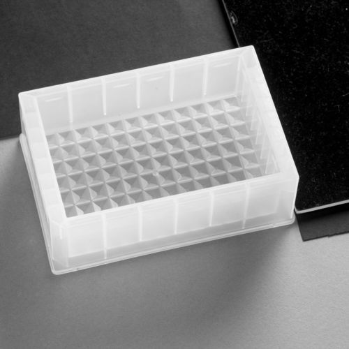 ライフサイエンス用マイクロプレート用容器 - 390001 - Porvair Sciences Ltd - 研究所用 / 研究用 / 96ウェル