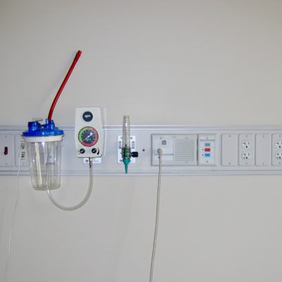 横型べッドのヘッドユニット - CONSOLE - Modular Services Company