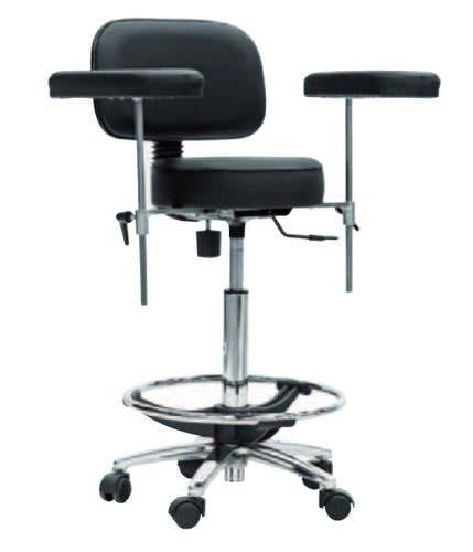 医務室用スツール - TQ.575C - Orla Equipamientos Clínicos - 外科用 / 高さ調節可能な / 肘掛け付