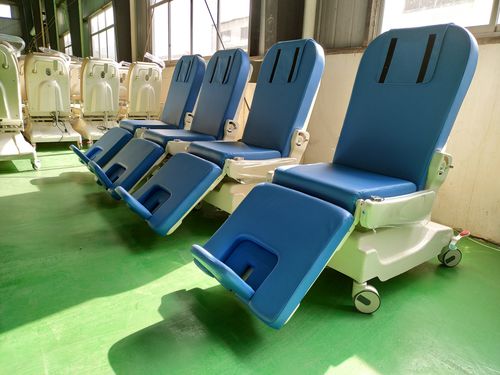 電動式採血用アームチェア - PY-YD-410S - Nanning Passion Medical Equipment - 3セクション / キャスター付き / 高さ調節可能な
