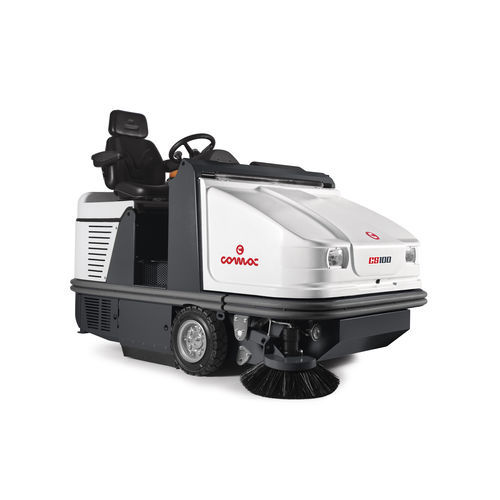 乗るタイプスイーパー - CS100/120 - Comac