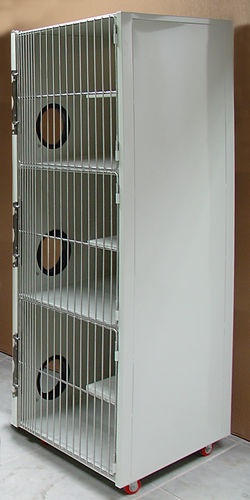 猫動物用ケージ - 1200-31, 1200-34, 1200-37 - Tristar Vet - 3つ仕切り / ステンレススチール製