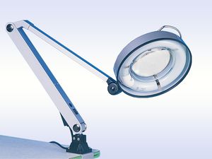 luminária para laboratório de prótese dentária