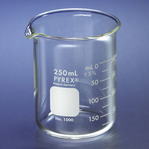 béquer de laboratório