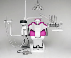 conjunto odontológico com cadeira de acionamento elétrico