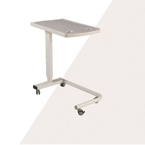 mesa de refeição com rodízios