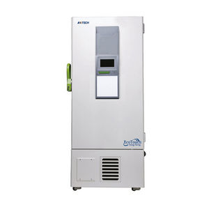 freezer de laboratório