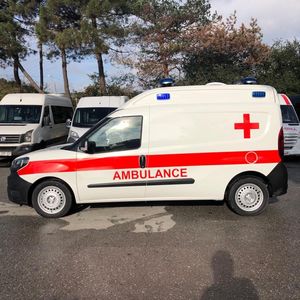 ambulância furgão 1