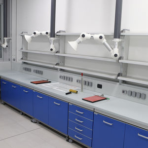 bancada técnica de laboratório para histopatologia