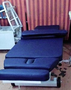 mesa de exame para fisioterapia
