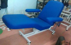 poltrona elétrica para coleta de sangue 1