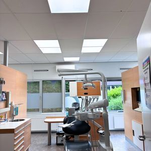 painel de LED para consultório odontológico