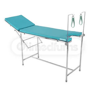mesa para exame ginecológico