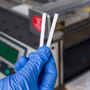 tira de teste para doenças infecciosas