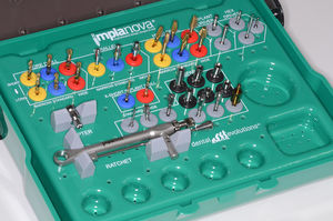 kit de instrumentos para implante dentário
