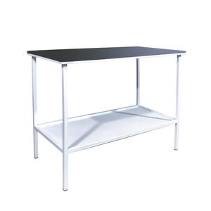 mesa de preparação de corpos