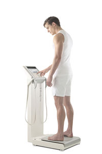 analisador de composição corporal por bioimpedância