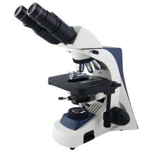 microscópio óptico
