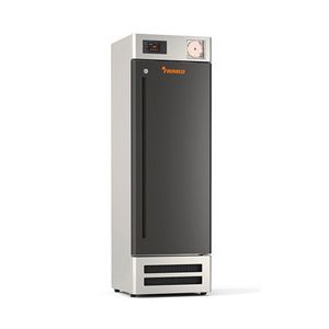 freezer de laboratório