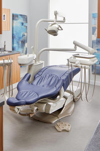 conjunto odontológico com cadeira