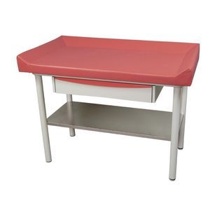 mesa de exame infantil