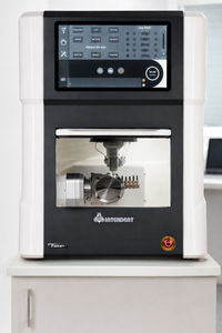 fresadora de CAD/CAM 1