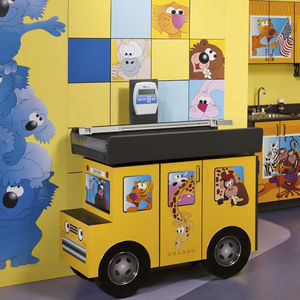 mesa de exame infantil