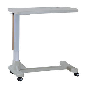 mesa de refeição com rodízios