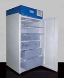 freezer para plasma sanguíneo / vertical / 1 porta