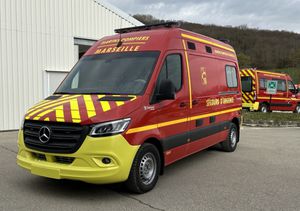 ambulância para cuidados intensivos