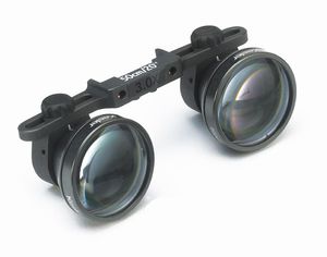 lupa binocular com armação