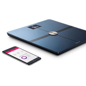 analisador de composição corporal por bioimpedância / para medição da massa gorda / com display digital / plataforma