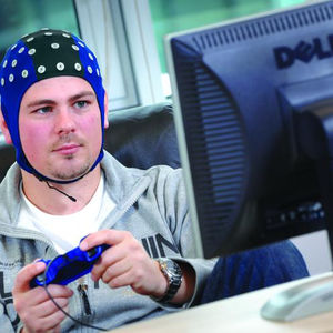 capacete para EEG