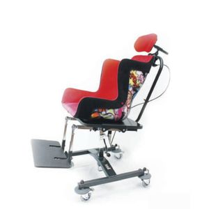 carrinho postural para crianças com deficiência
