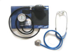 esfigmomanômetro aneroide