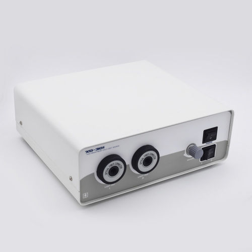 Fonte de luz para endoscópio - XD-301-250W  - Nanjing Keweisi Medical Lighting - para espéculo vaginal / halôgena / de luz fria