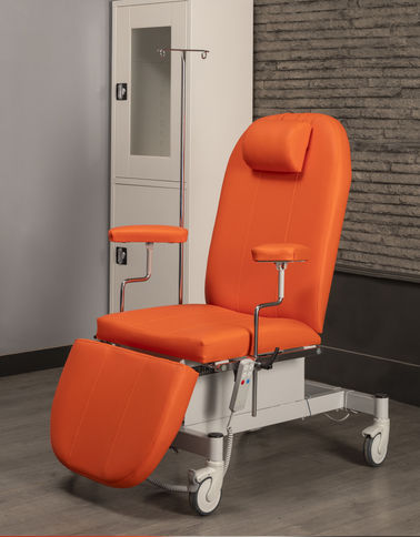 Poltrona para coleta de sangue a bateria - TM-A 1022  - Turmed - articulada em 3 seções