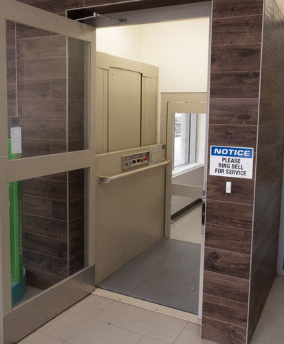 Elevador para pessoas com mobilidade reduzida - V-1504 - Savaria - residencial