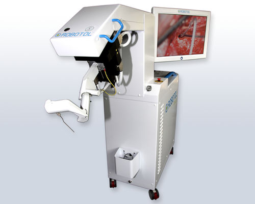 Robô cirúrgico para cirurgia minimamente invasiva - RobOtol® - Collin