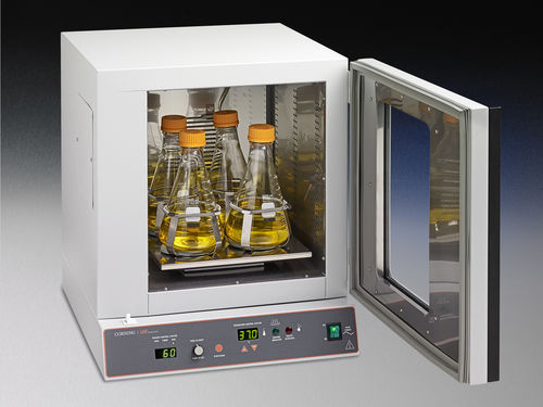 Incubadora de laboratório compacta - LSE™ - Corning BV - com 1 porta / com agitação