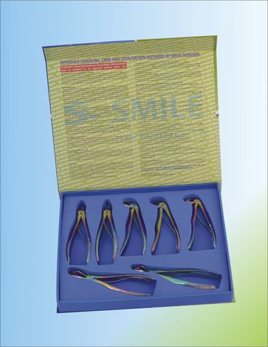 Fórceps odontológico infantil - SSI 786-246-1 - Smile Surgical Ireland Limited - para pré-molares / para raízes dentárias / para incisivos superiores