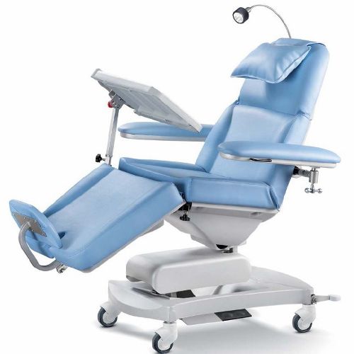 Poltrona para hemodiálise elétrica - Astra - Dixion Vertrieb Medizinischer Geräte - articulada em 3 seções / com altura regulável / com rodízios