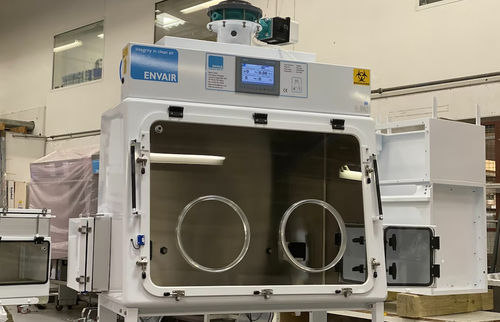 Cabine de segurança biológica classe III - Bio 3+ - Envair - para laboratório / de piso / com filtro HEPA